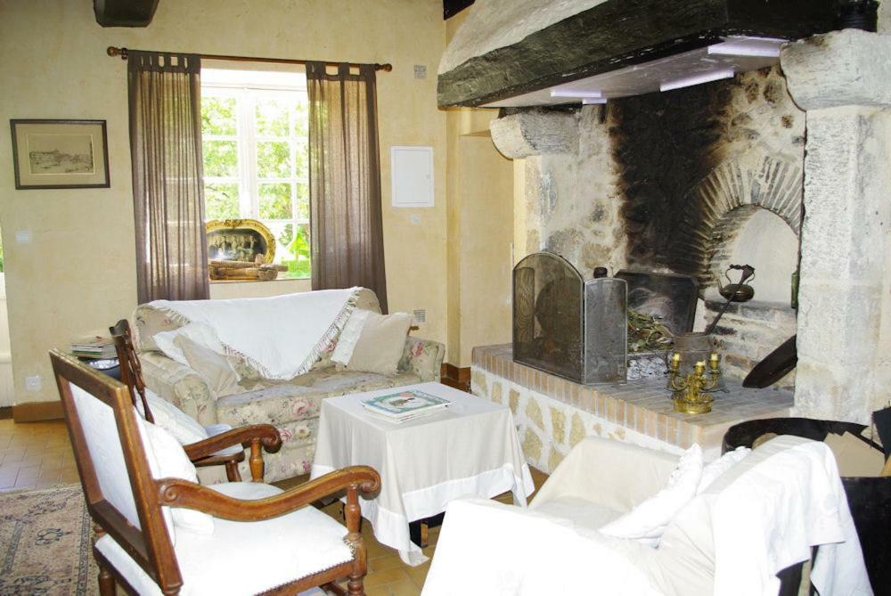Hotel Le Tertre Dureil Esterno foto